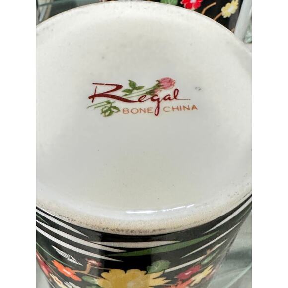 Set of 4 Bone China Mugs – Black Floral Japan-Inspired Pattern – Vintage - Picture 4 of 7